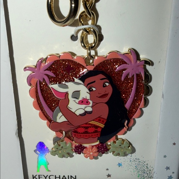 Disney Moana Gold Keychain - Picture 4 of 4